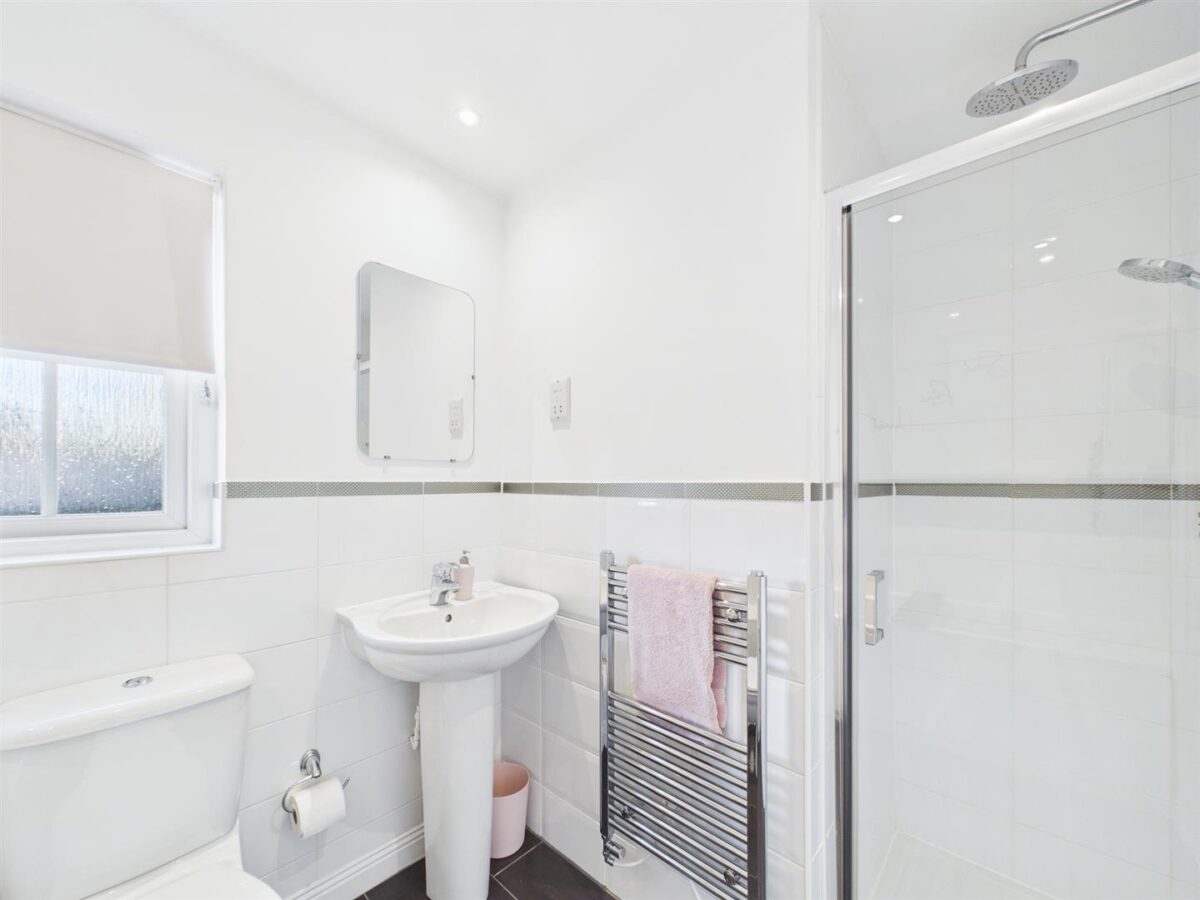 Ealand Street, Rolleston-On-Dove, DE13 9AY