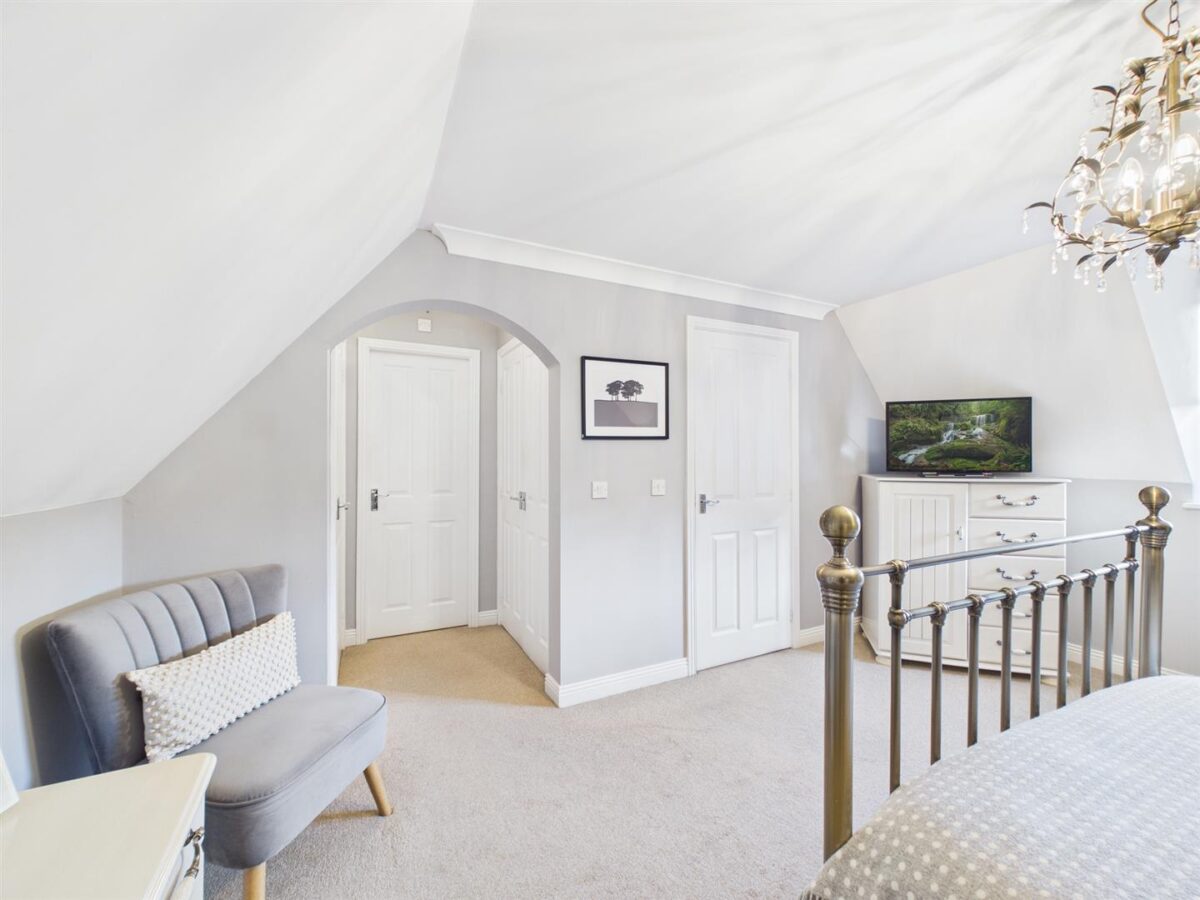 Ealand Street, Rolleston-On-Dove, DE13 9AY