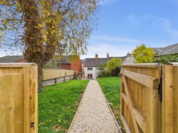 Monk Street, Tutbury, DE13 9NA