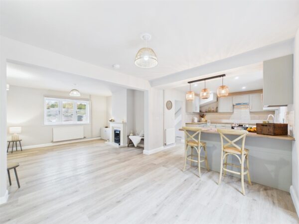 Monk Street, Tutbury, DE13 9NA