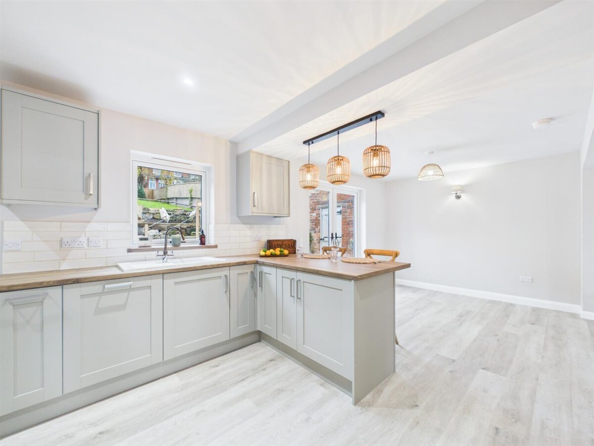 Monk Street, Tutbury, DE13 9NA