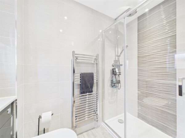 Ealand Street, Rolleston-On-Dove, DE13 9AY