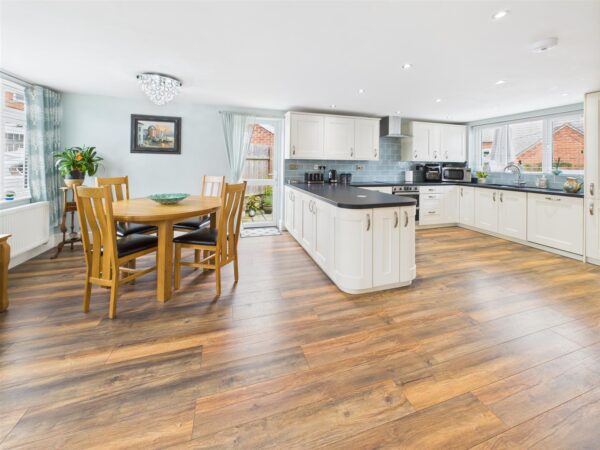 George Street, Melbourne, DE73 8JL