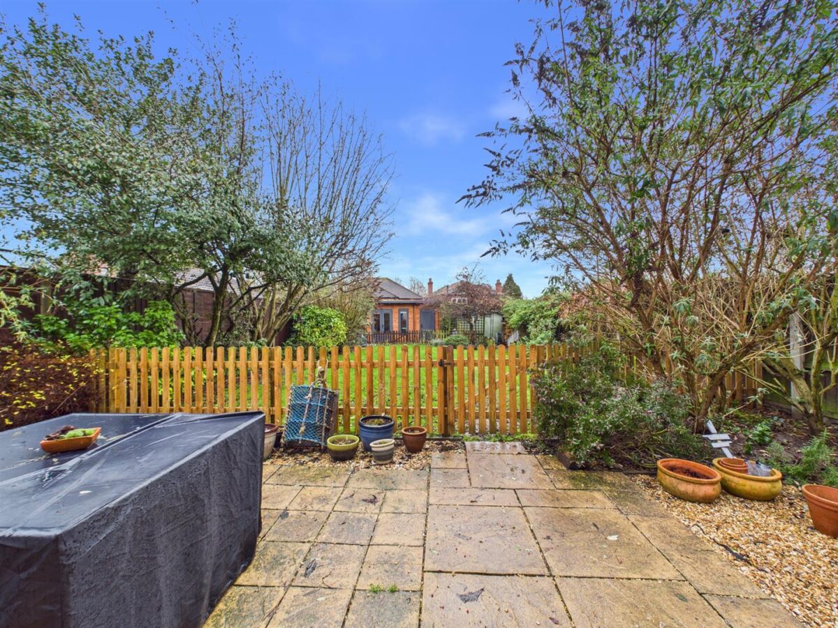 Queensway, Melbourne, DE73 8FG