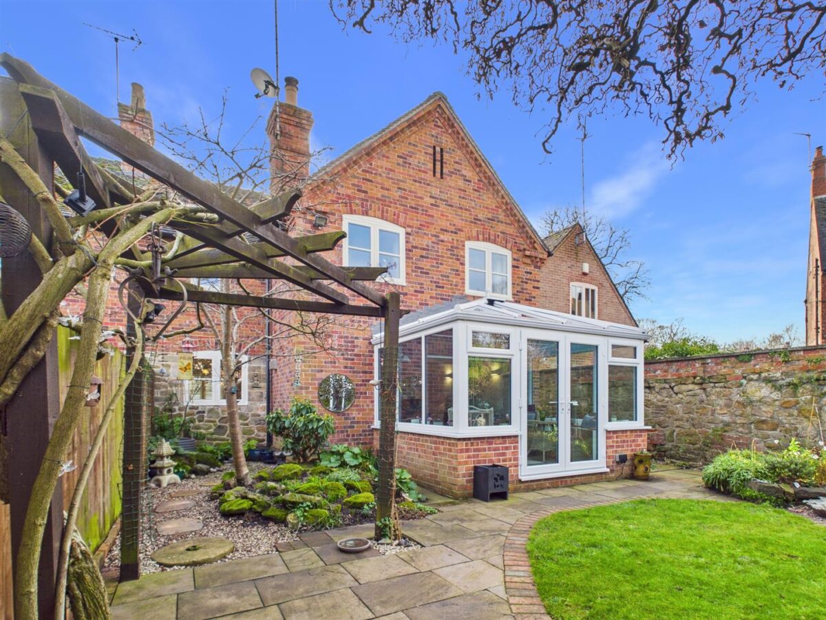 Castle Mews, Melbourne, DE73 8LW