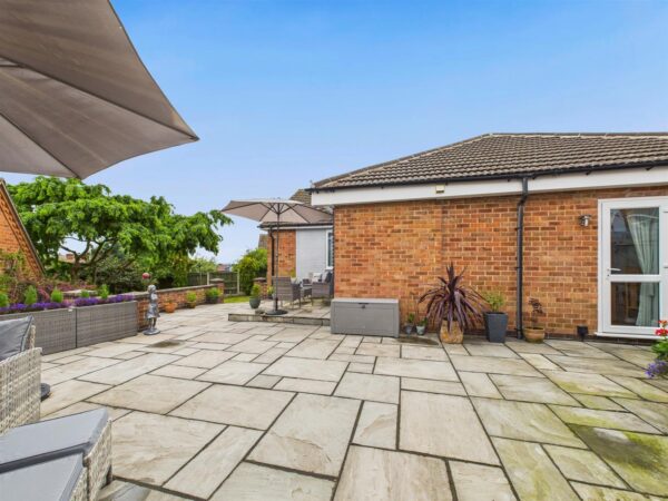 George Street, Melbourne, DE73 8JL