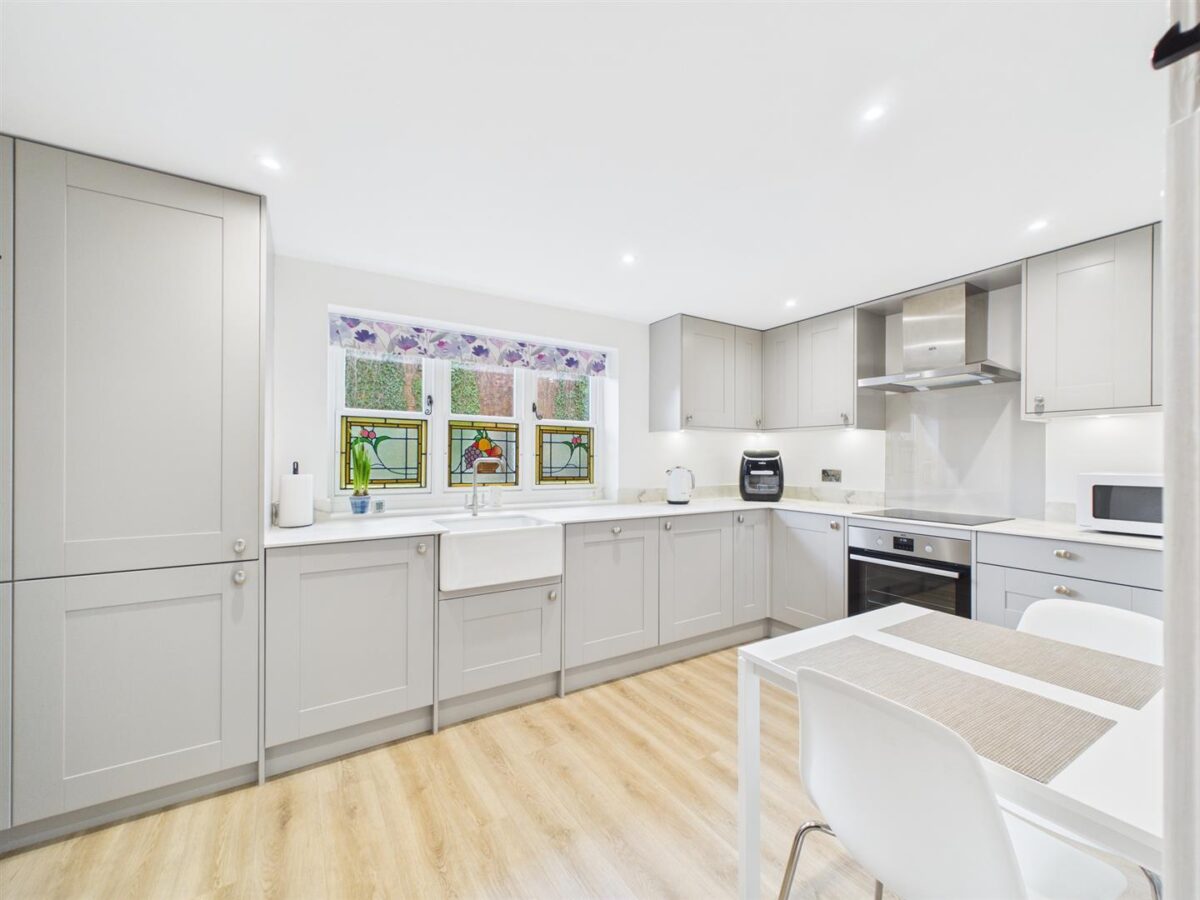 Castle Mews, Melbourne, DE73 8LW