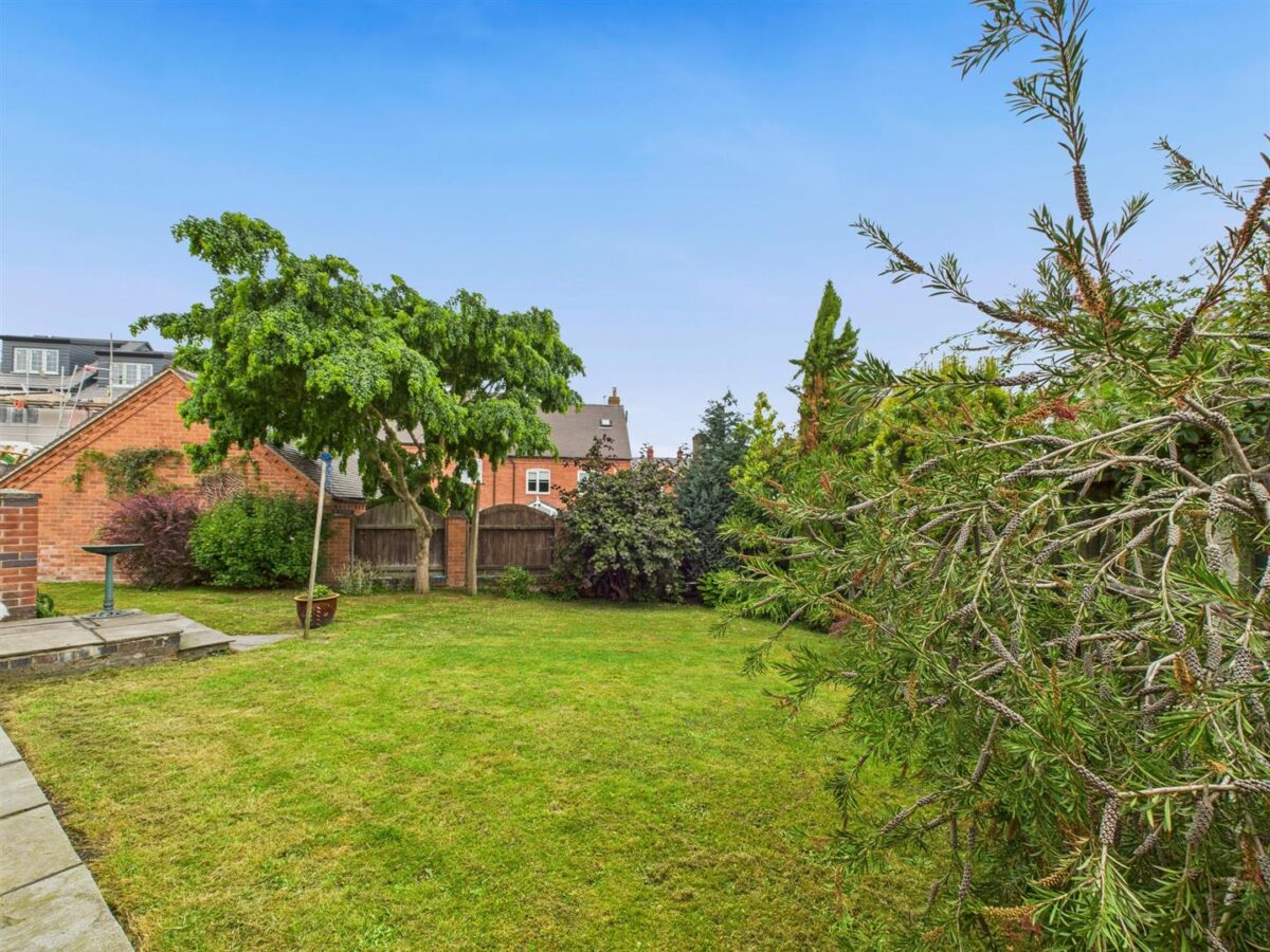 George Street, Melbourne, DE73 8JL