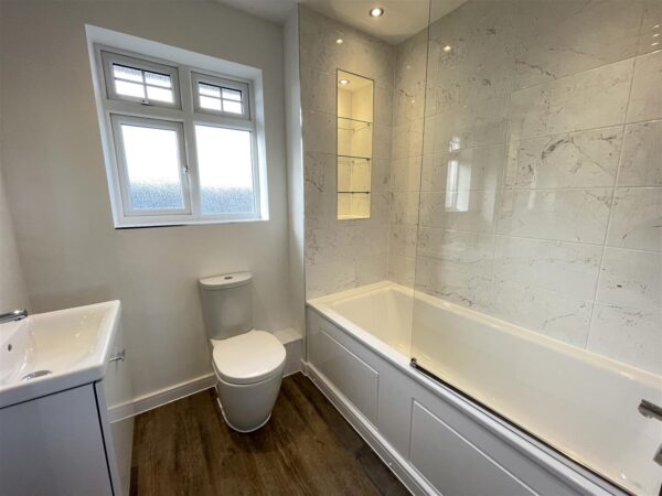 Leawood Gardens, Drakelow, Burton On Trent, DE15 9WN