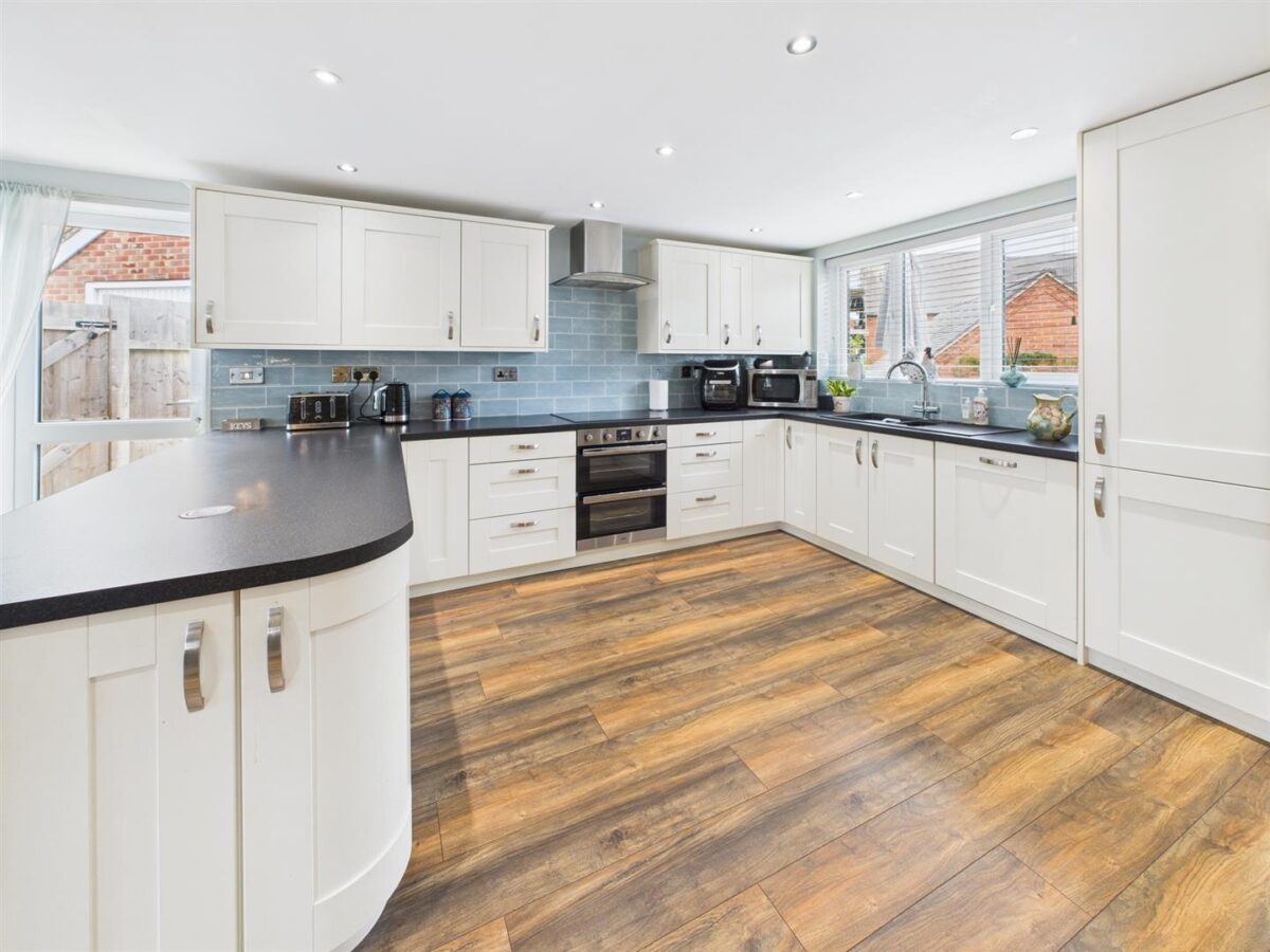 George Street, Melbourne, DE73 8JL