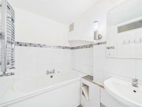 Derby Road, Melbourne, DE73 8FE