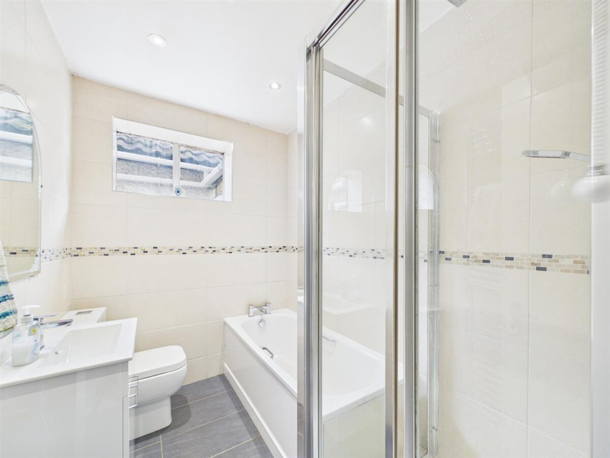 Trent Lane, Kings Newton, Melbourne, DE73 8BT