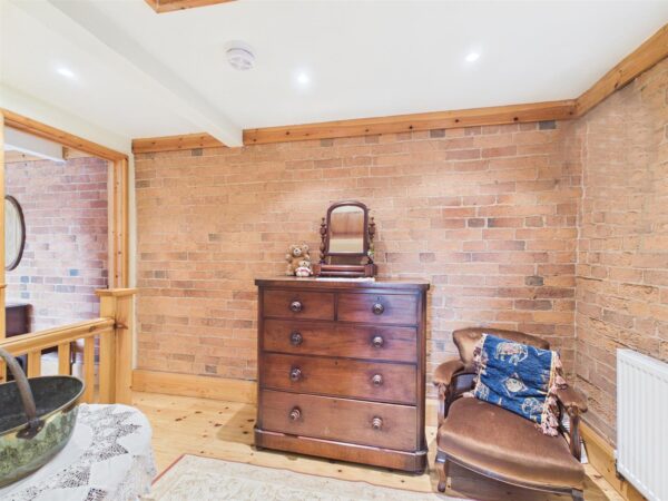 Warwick House, Derby Road, Melbourne, DE73 8FE