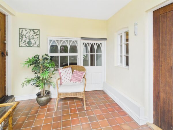 Warwick House, Derby Road, Melbourne, DE73 8FE