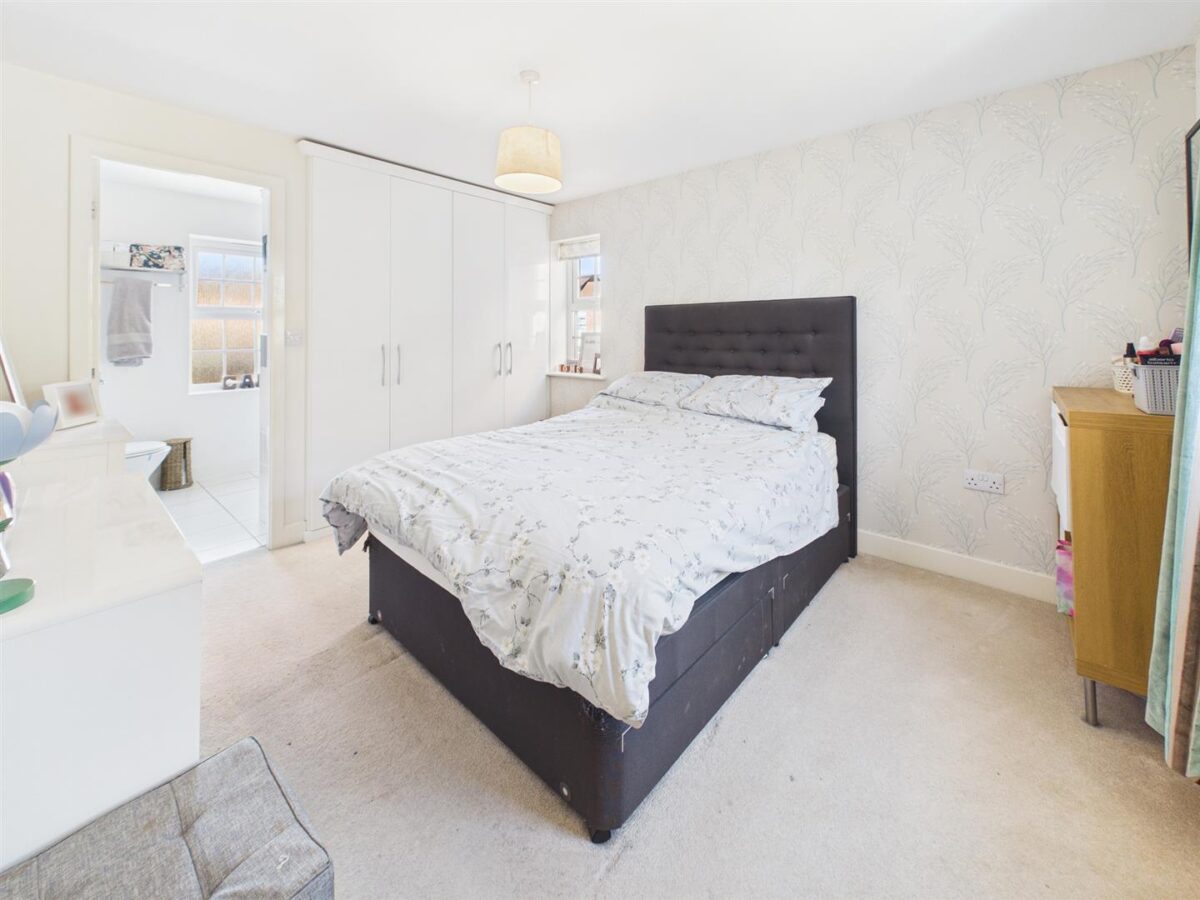 Tivey Way, Melbourne, DE73 8JS