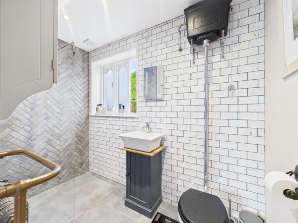 Harebell, Hollow Road, Breedon-On-The-Hill, DE73 8AU