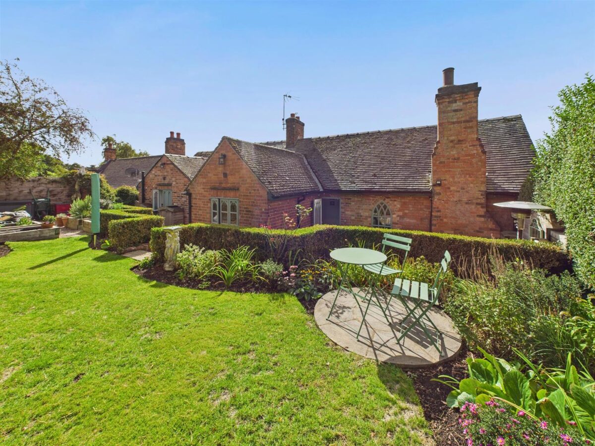 Harebell, Hollow Road, Breedon-On-The-Hill, DE73 8AU