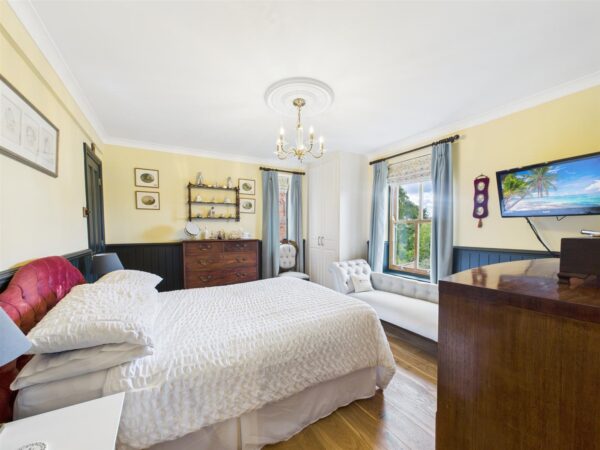 Harebell, Hollow Road, Breedon-On-The-Hill, DE73 8AU