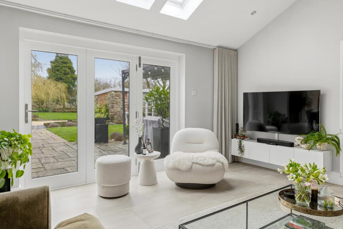 Valley View, Ticknall Road, Hartshorne, DE11 7BF