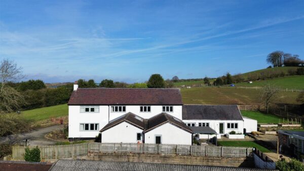 Valley View, Ticknall Road, Hartshorne, DE11 7BF