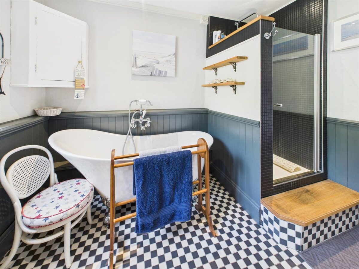 Harebell, Hollow Road, Breedon-On-The-Hill, DE73 8AU