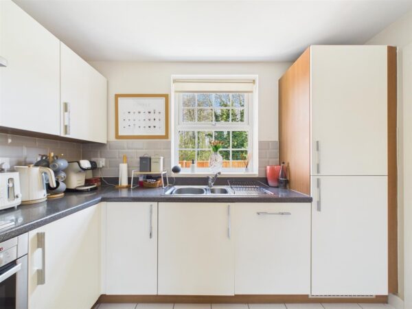 Tivey Way, Melbourne, DE73 8JS