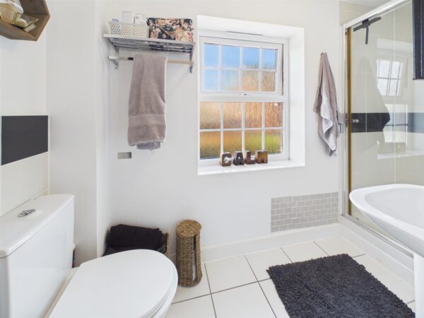 Tivey Way, Melbourne, DE73 8JS