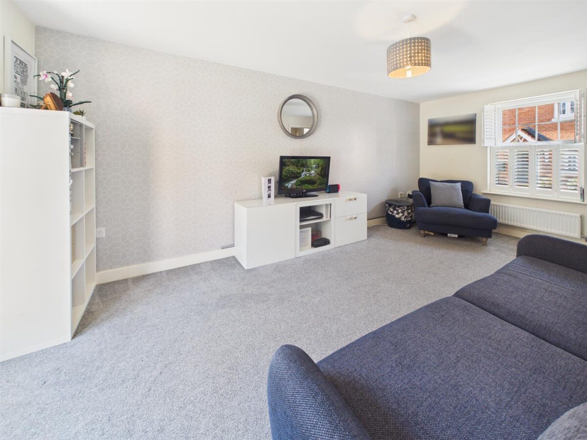 Tivey Way, Melbourne, DE73 8JS