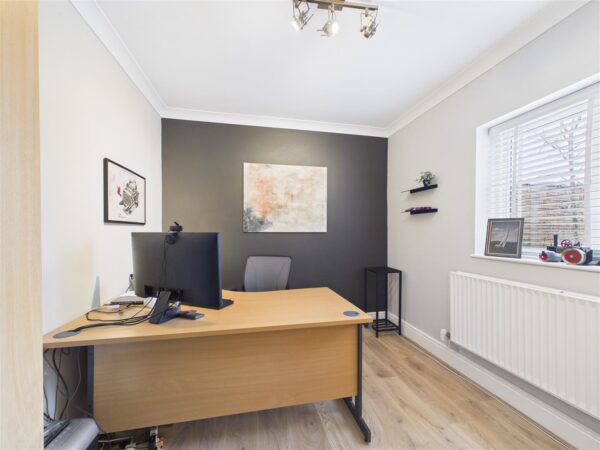 Valley View, Ticknall Road, Hartshorne, DE11 7BF