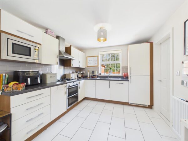 Tivey Way, Melbourne, DE73 8JS