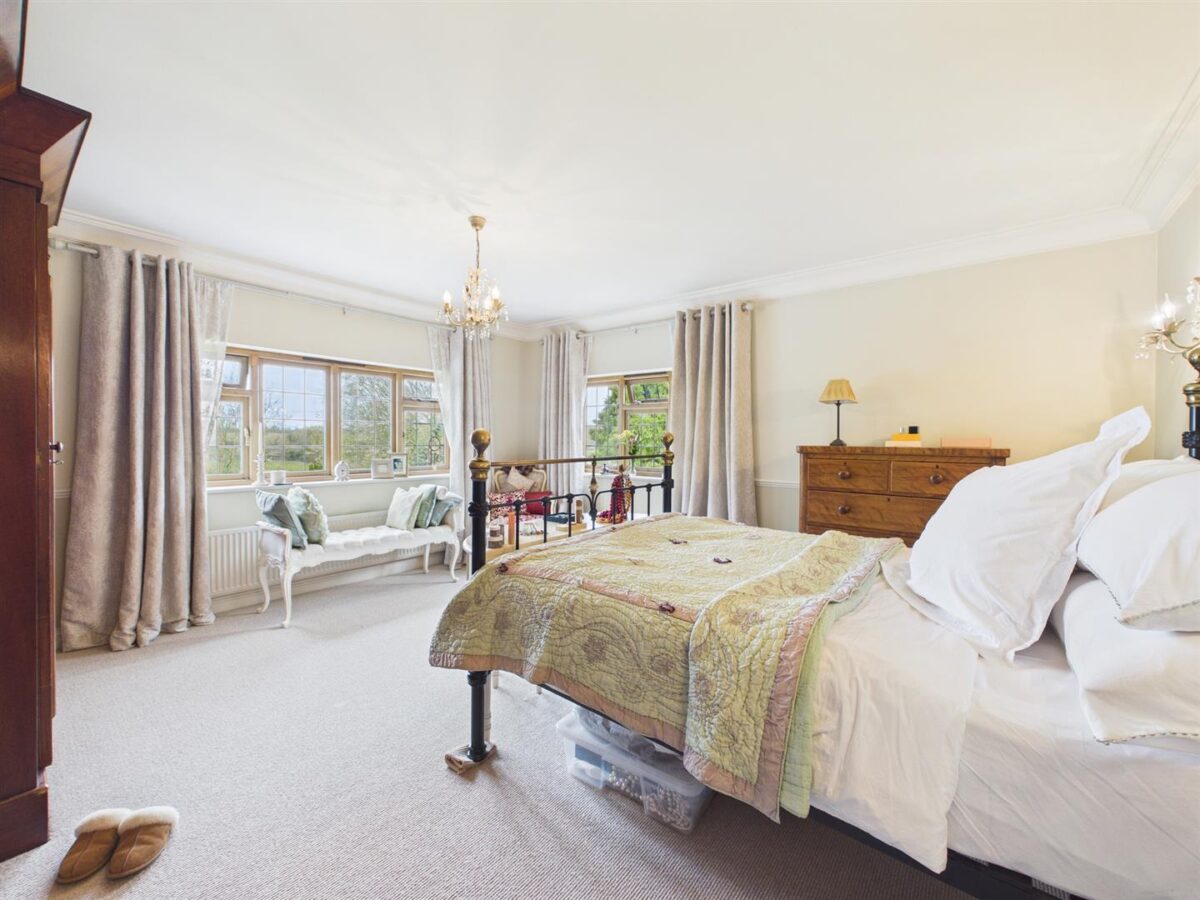 Main Street, Long Whatton, LE12 5DF