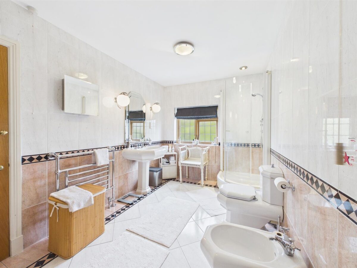 Main Street, Long Whatton, LE12 5DF