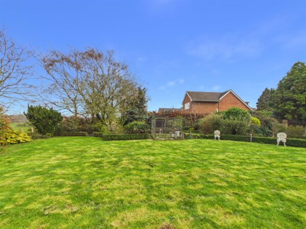 Main Street, Long Whatton, LE12 5DF