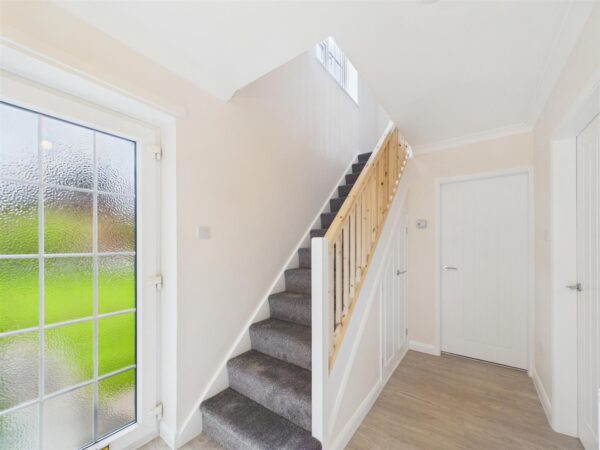 Chantry Close, Melbourne, DE73 8ET