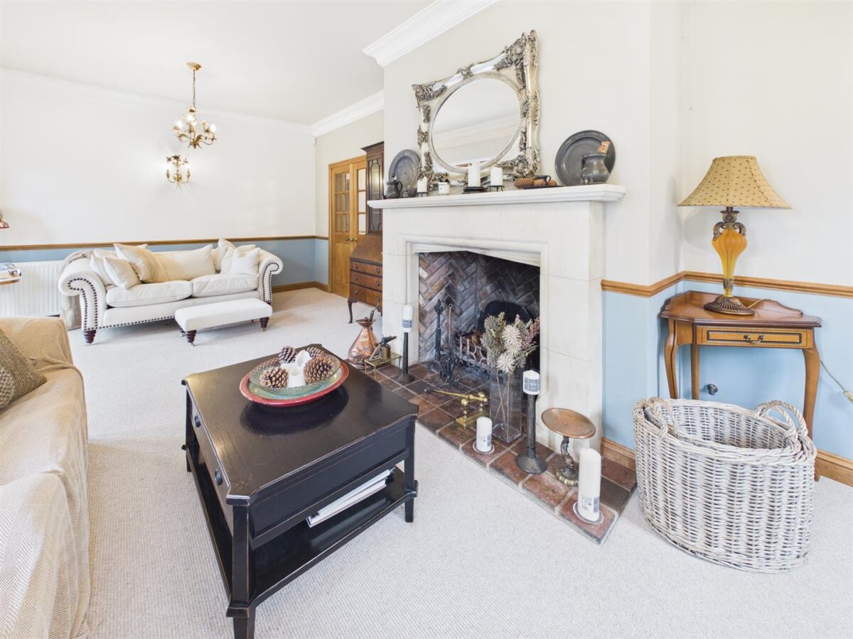 Main Street, Long Whatton, LE12 5DF