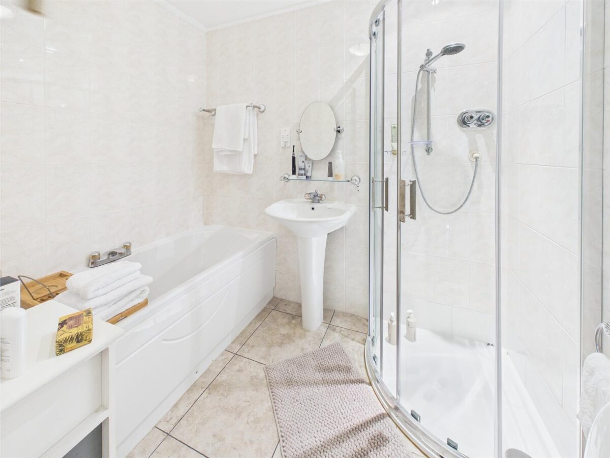 Main Street, Long Whatton, LE12 5DF