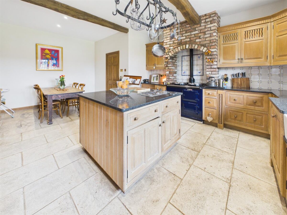 Main Street, Long Whatton, LE12 5DF