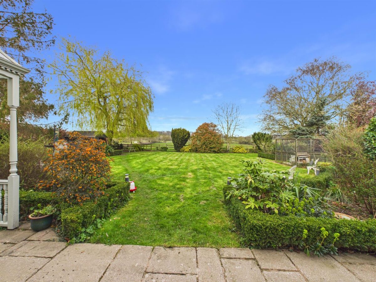 Main Street, Long Whatton, LE12 5DF