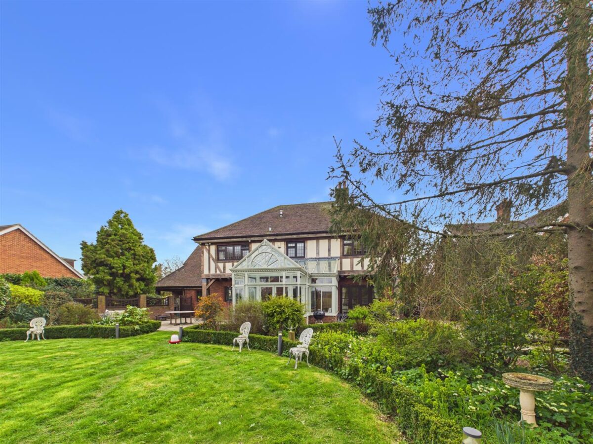 Main Street, Long Whatton, LE12 5DF