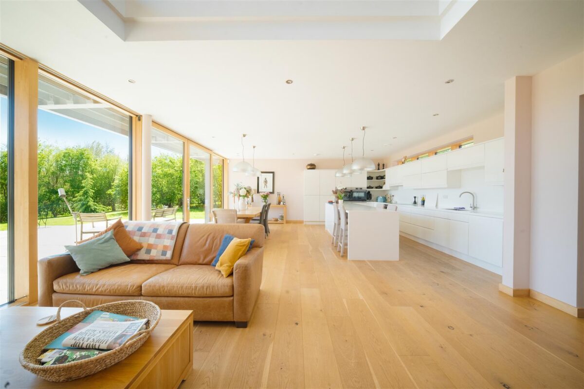 Broadstone Holt, Bog Lane, Melbourne, DE73 8HU