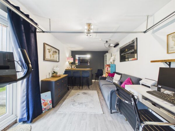 Stafford Close, Melbourne, DE73 8LD