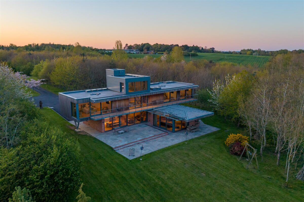 Broadstone Holt, Bog Lane, Melbourne, DE73 8HU