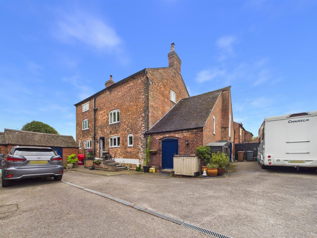 Bridge Farm, Derby Road, Swarkestone, DE73 7JB