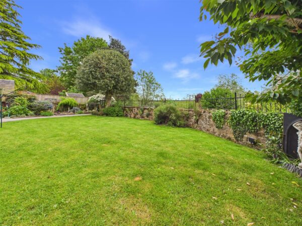 Bridge Farm, Derby Road, Swarkestone, DE73 7JB
