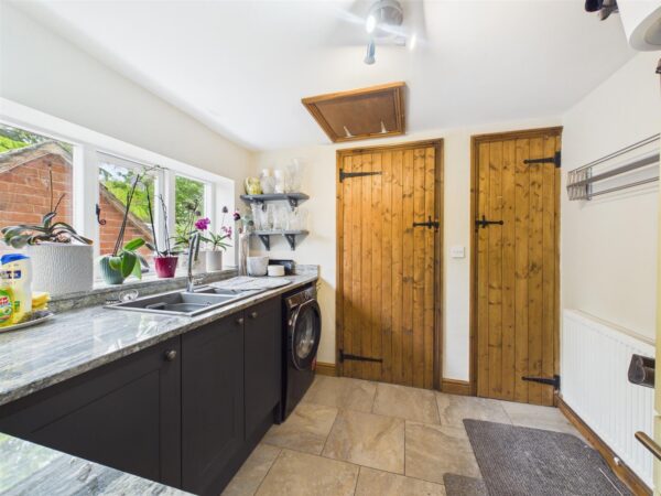 Bridge Farm, Derby Road, Swarkestone, DE73 7JB