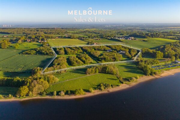 Broadstone Holt, Bog Lane, Melbourne, DE73 8HU