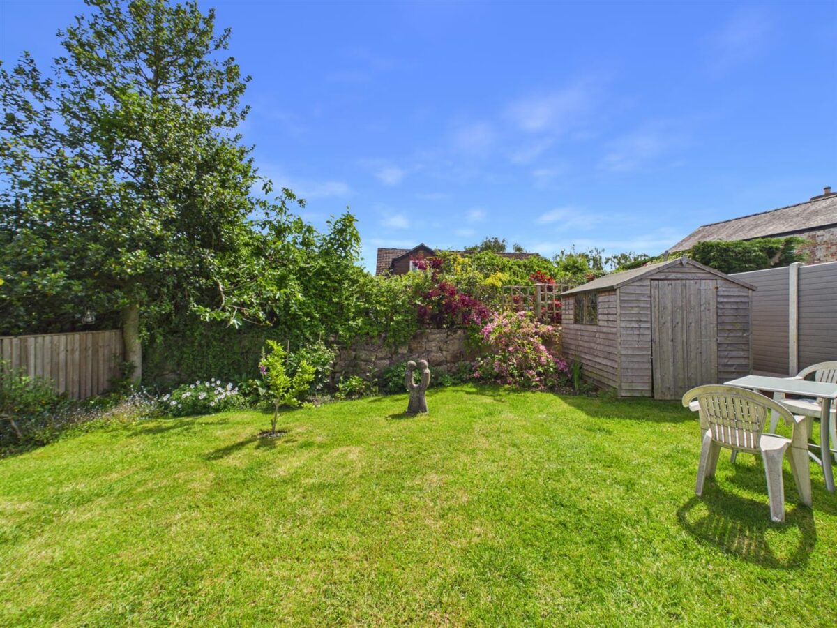 Dunnicliffe Lane, Melbourne, DE73 8GE