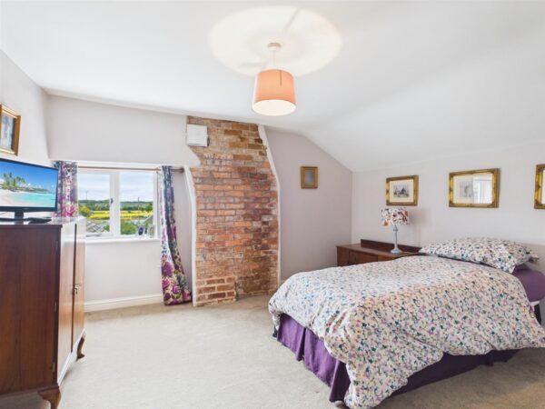 Bridge Farm, Derby Road, Swarkestone, DE73 7JB