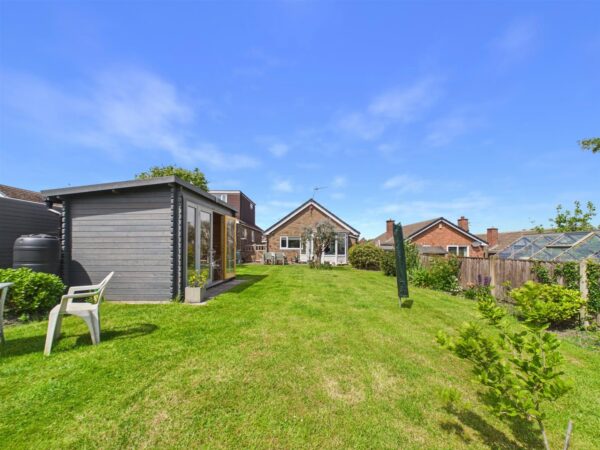 Dunnicliffe Lane, Melbourne, DE73 8GE