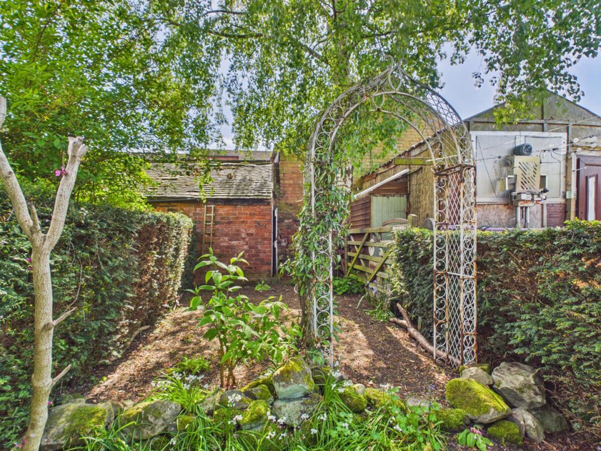 Chambers Row, Blanch Croft, Melbourne, DE73 8GG